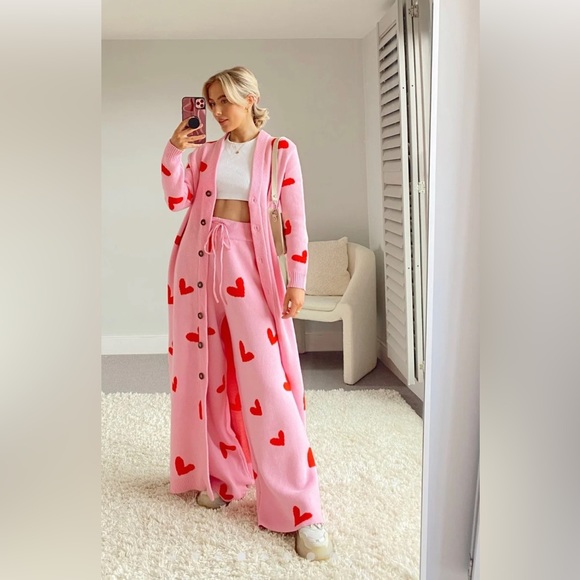 NWT KNITTED 3 -PIECE SET PINK w/RED HEART MAXI CARDIGAN, CARDIGAN  & PANT M - Picture 4 of 11